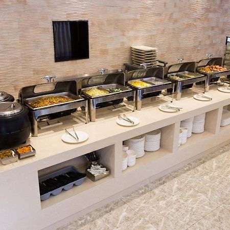 ไอบิส ตงกวน ตงเฉิง Hotel ภายนอก รูปภาพ