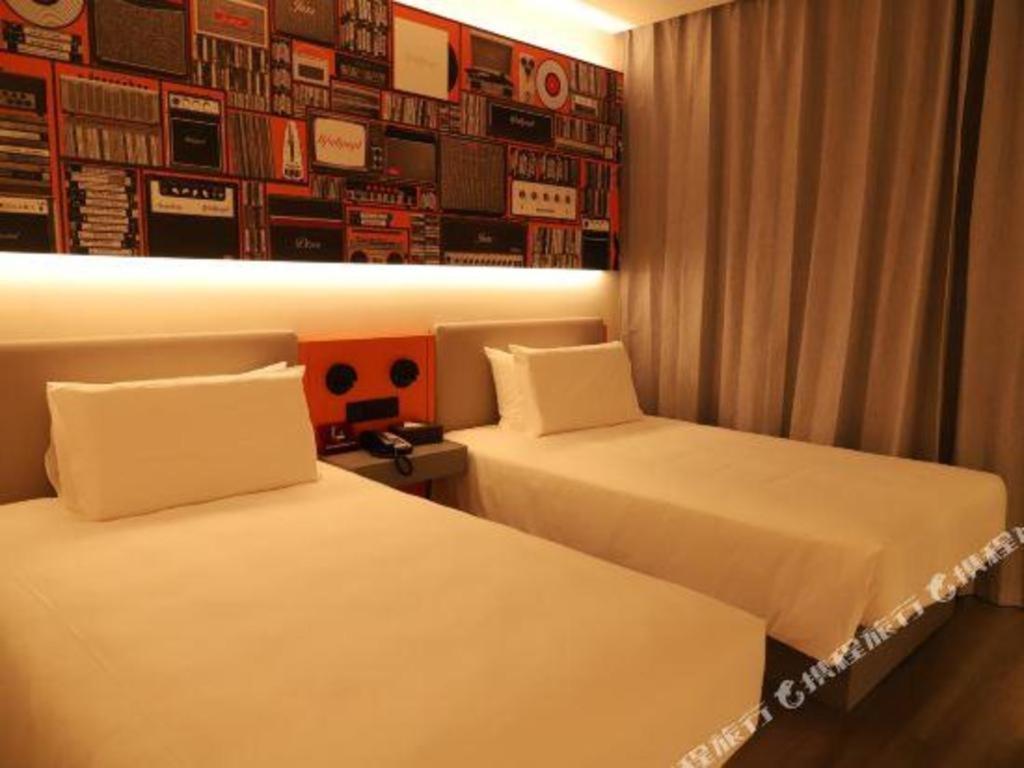 ไอบิส ตงกวน ตงเฉิง Hotel ภายนอก รูปภาพ