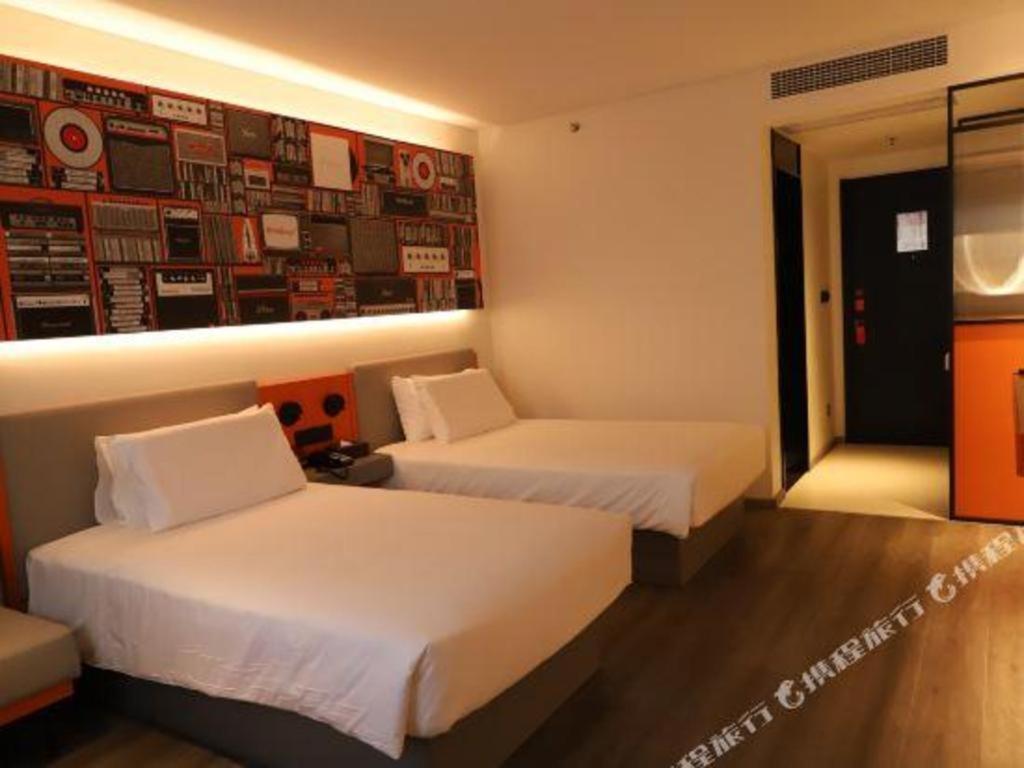 ไอบิส ตงกวน ตงเฉิง Hotel ภายนอก รูปภาพ